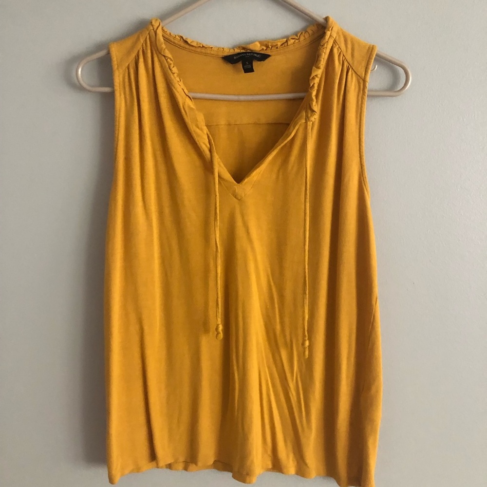 Banana Republic Mustard Sleeveless Tank Top